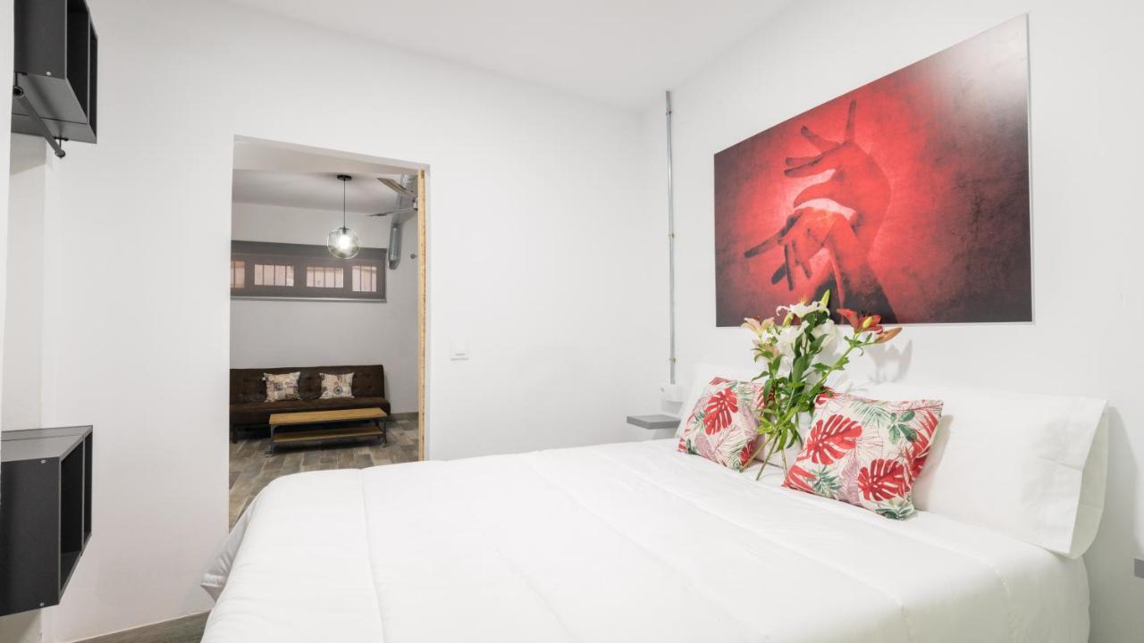 Guesthouse Room & Studio Seville La Flamenka 外观 照片